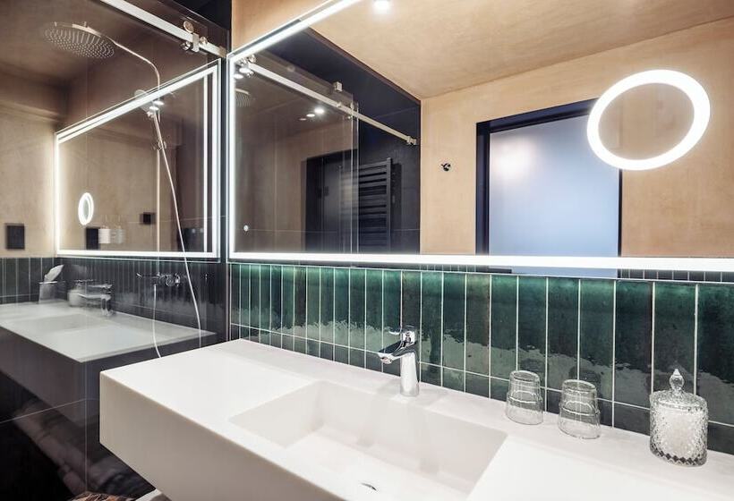 اتاق پرمیوم, Nomadic Urban Premium Suites