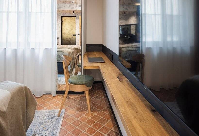 اتاق پرمیوم, Nomadic Urban Premium Suites