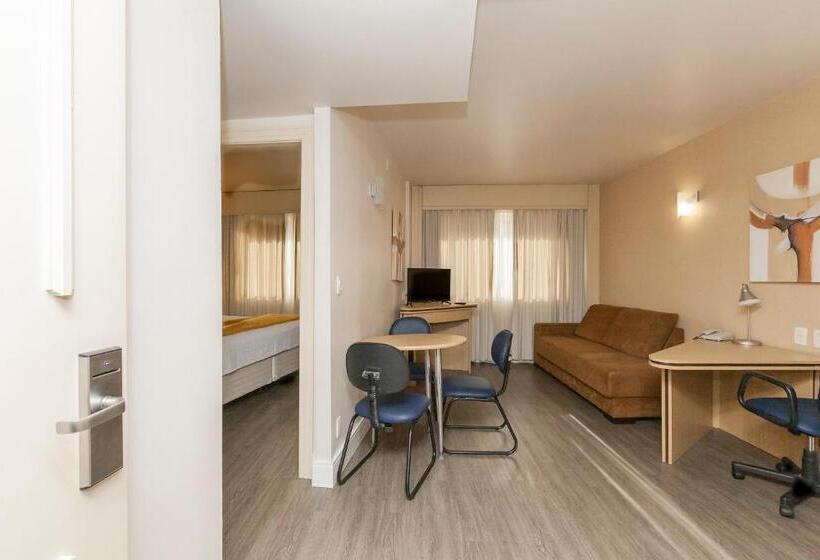 스탠다드 트리플 룸, Tri Hotel Vittoria Bento