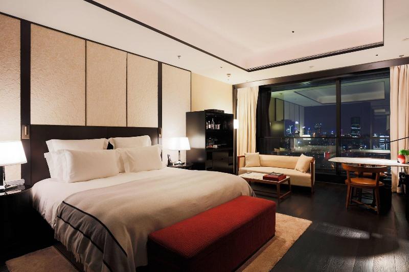 اتاق سوپریور با چشم‌انداز شهر, Bulgari Hotel Shanghai