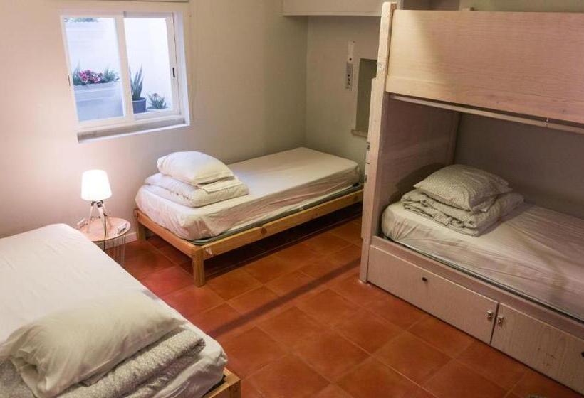 اتاق خانوادگی, Nice Way Cascais Hostel & Surf Camp