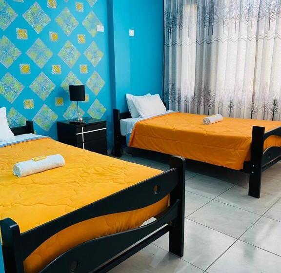 اتاق استاندارد, Sunset Hostel Airport