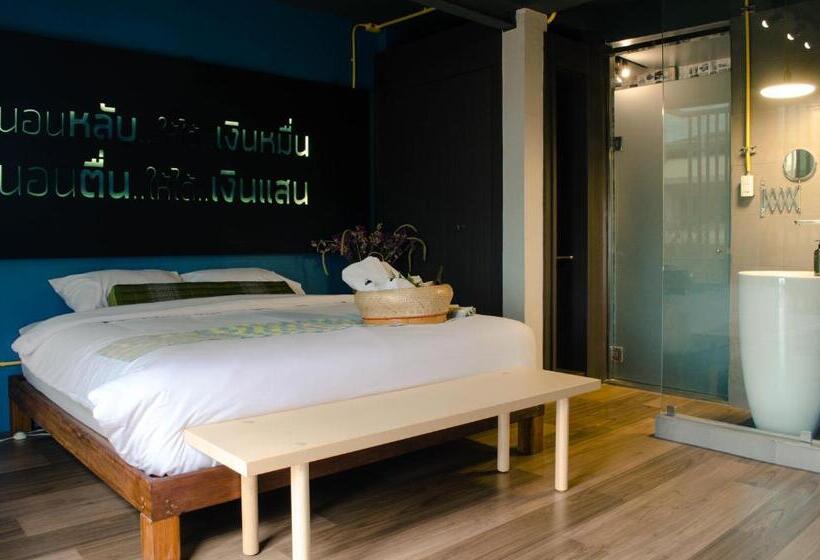 带阳台的豪华间, Whereder Poshtel