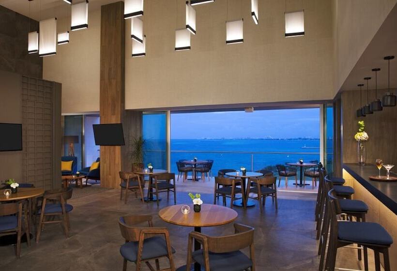 Клубный люкс с видом на море, Dreams Vista Cancun Golf & Spa Resort