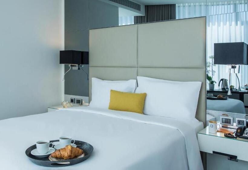اتاق استاندارد با تخت بزرگ, Centro Westside By Rotana