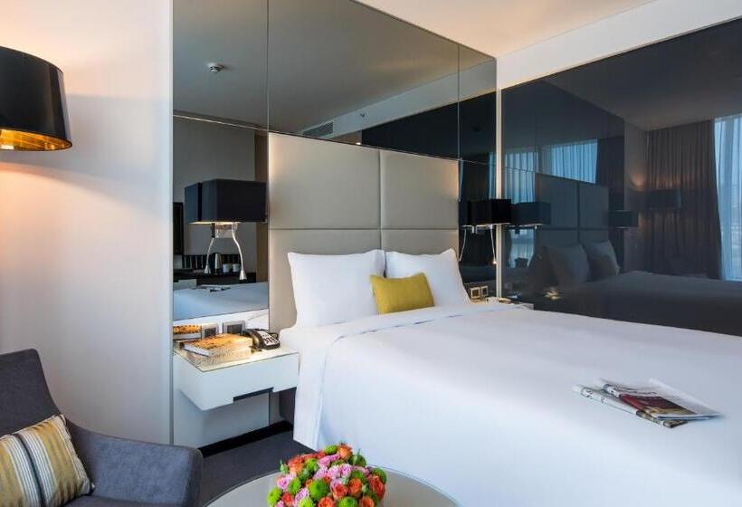 اتاق استاندارد با تخت بزرگ, Centro Westside By Rotana