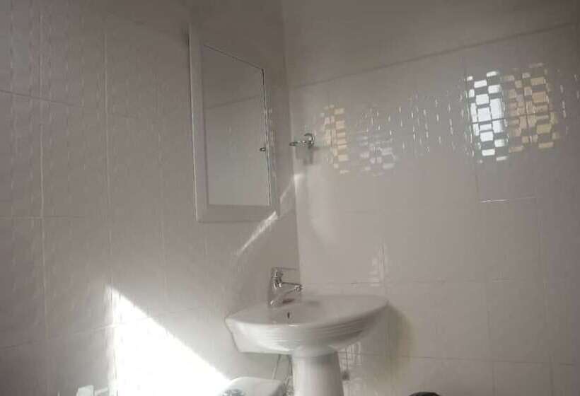 اتاق لوکس, Frontiers Hotel Entebbe