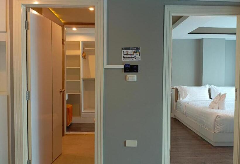 프리미엄 스위트 풀장 전망, Wisdom Hotel & Residence