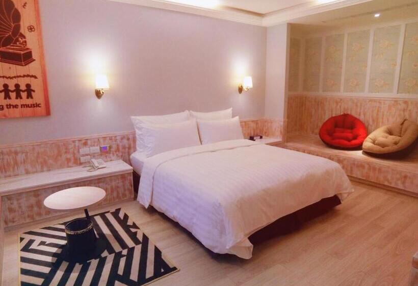 اتاق استاندارد, Shui Nong Motel