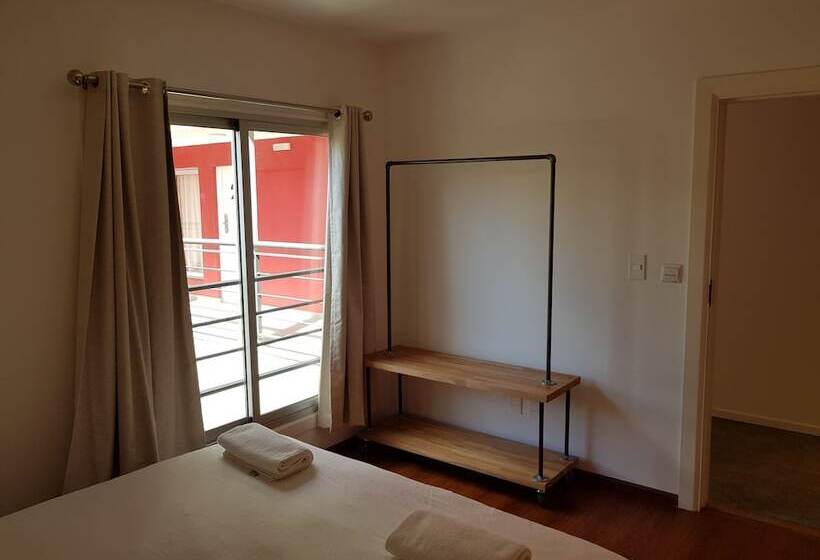 标准间, Circus Hostel&hotel Montevideo