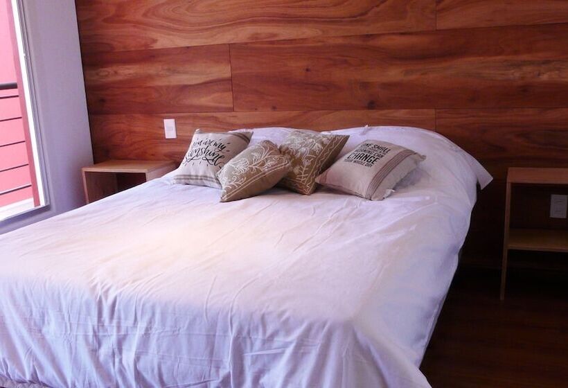 Номер Стандарт, Circus Hostel&hotel Montevideo