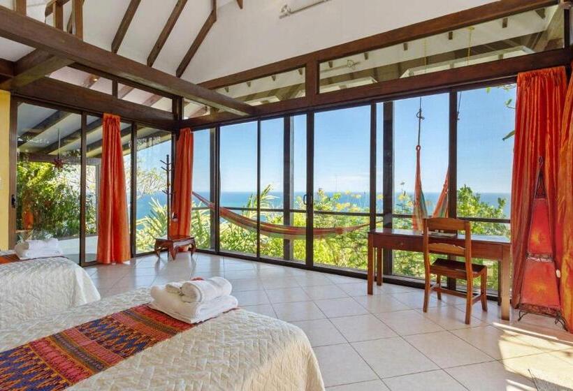 غرفة سوبيريور ثلاثية مطلّة علي البحر, Anamaya Resort