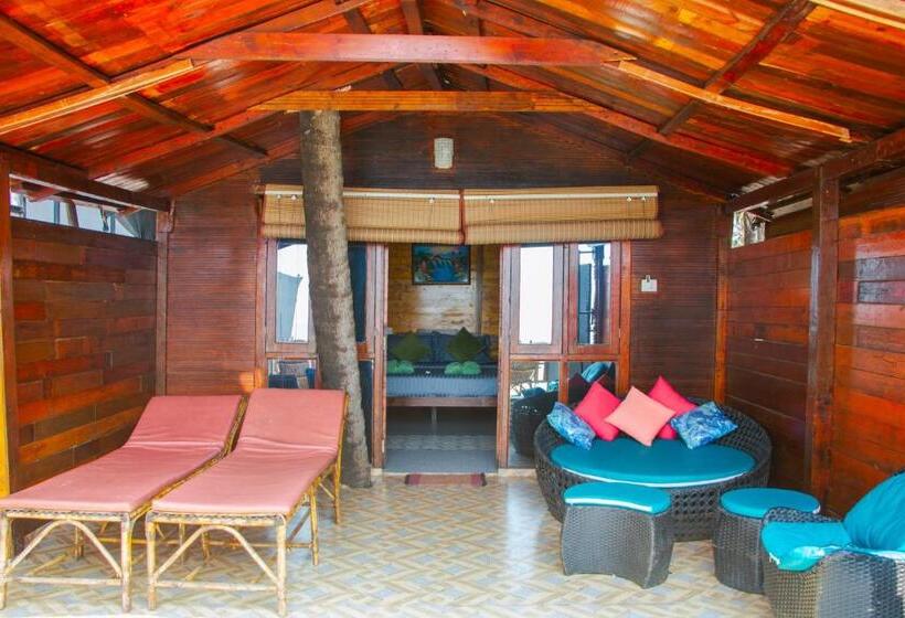Хижина Superior, O3 Beach Resort