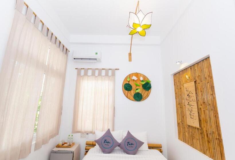 اتاق لوکس با بالکن, Tâm Homestay