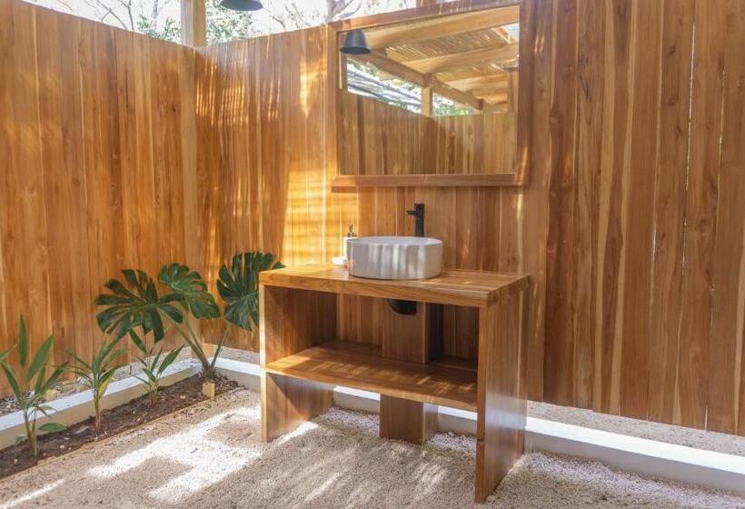 Студия Deluxe, Zeneidas Surf Garden