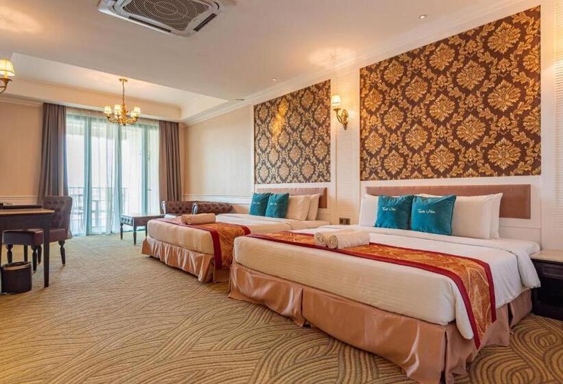 Номер Deluxe с Гидромассажем, Tasik Villa International Resort