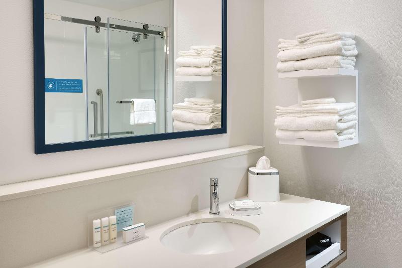 스탠다드 룸 킹사이즈 침대, Hampton Inn & Suites Rexburg