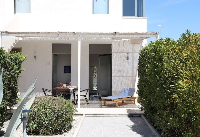 استودیوی استاندارد, Salento Residence & Suite