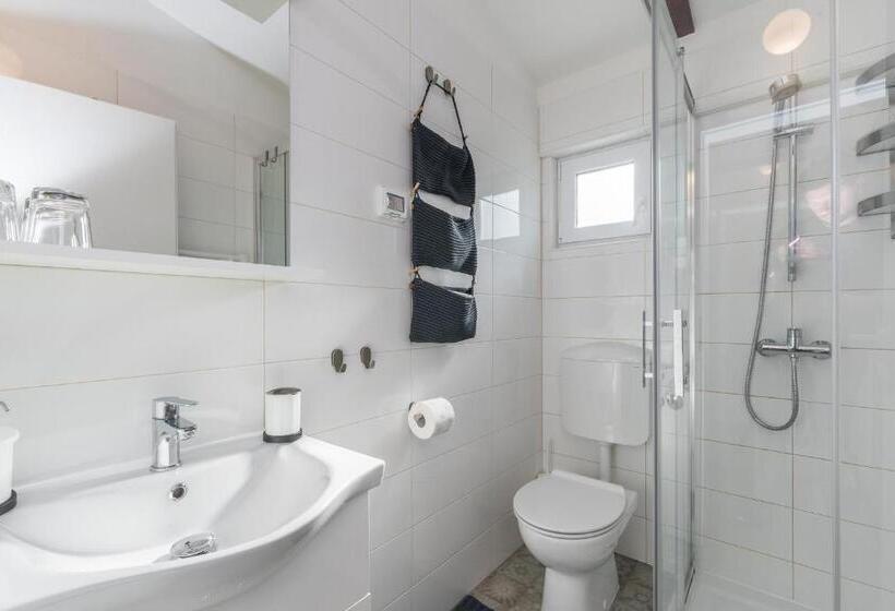 اتاق استاندارد با تراس, B&b Carmela