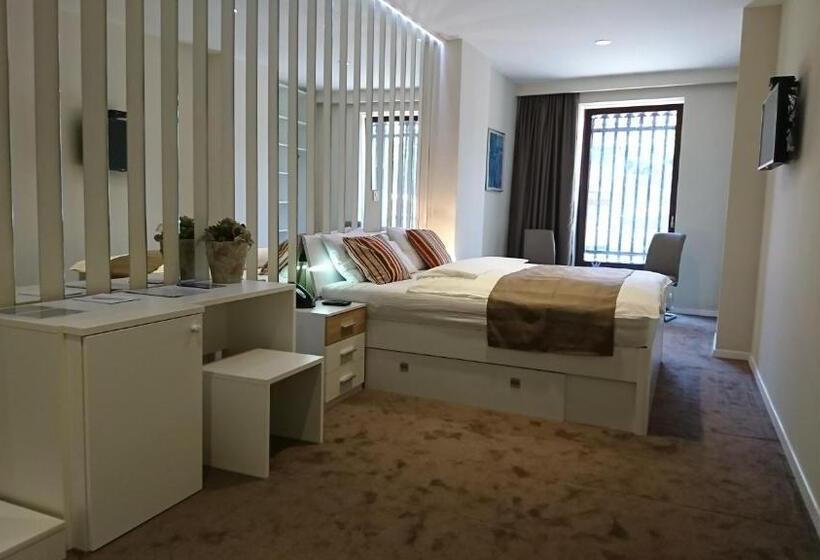 اتاق استاندارد, B&b Schlosser