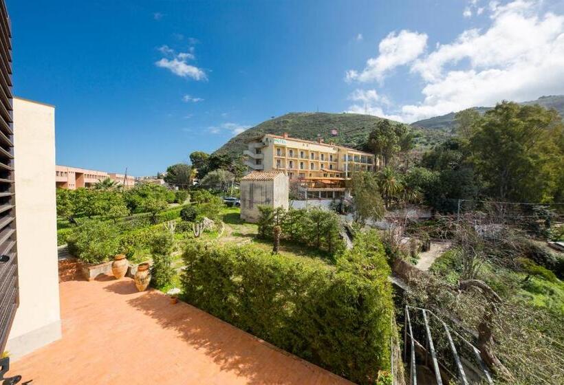 Номер Стандарт Вид на Сад, Bouganville B&b