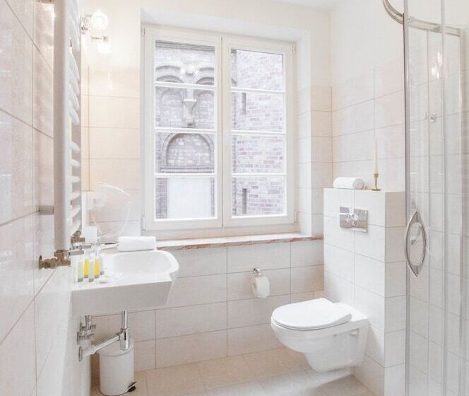 اتاق استاندارد چهار تخته, Liberum Residence Old Town