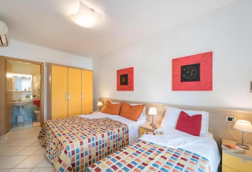 Appartement met 2 Slaapkamers, Villaggio Planetarium Resort