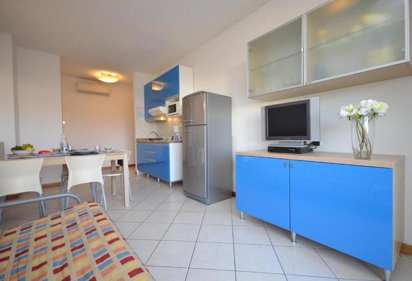 Appartement met 2 Slaapkamers, Villaggio Planetarium Resort