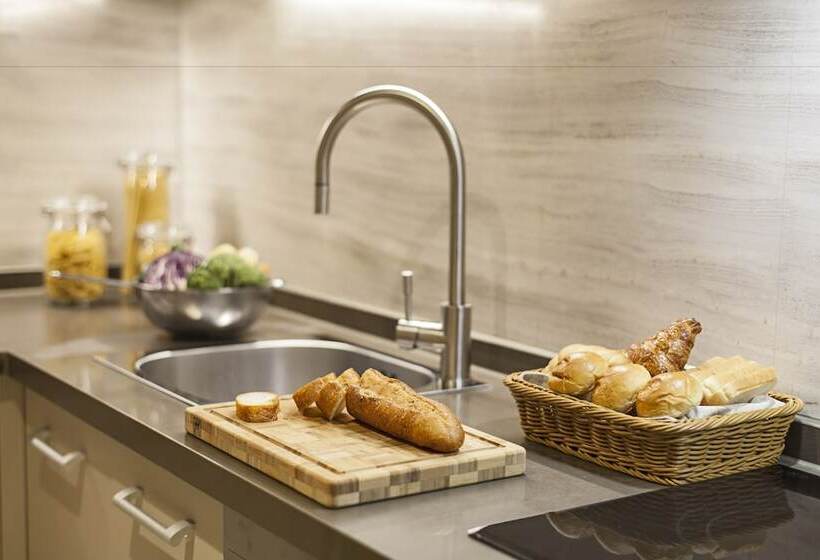 آپارتمان لوکس 1 خوابه, Ascott Riverside Garden Beijing