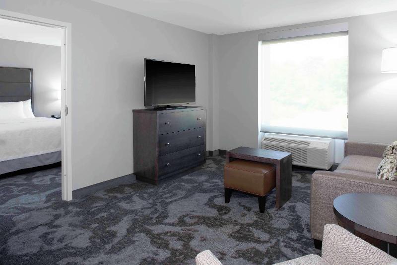 Люкс Кровать Кинг, Homewood Suites By Hilton Lansing Eastwood