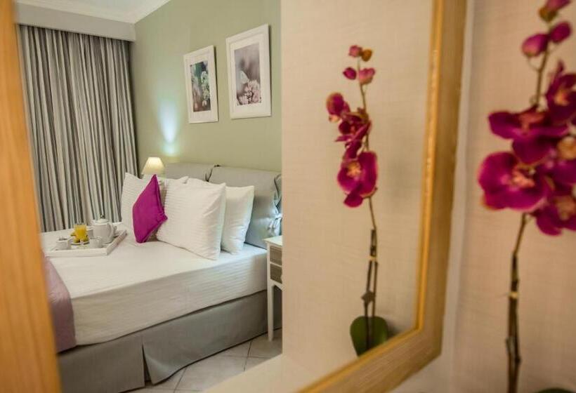 Полулюкс, Lefkadio Suites