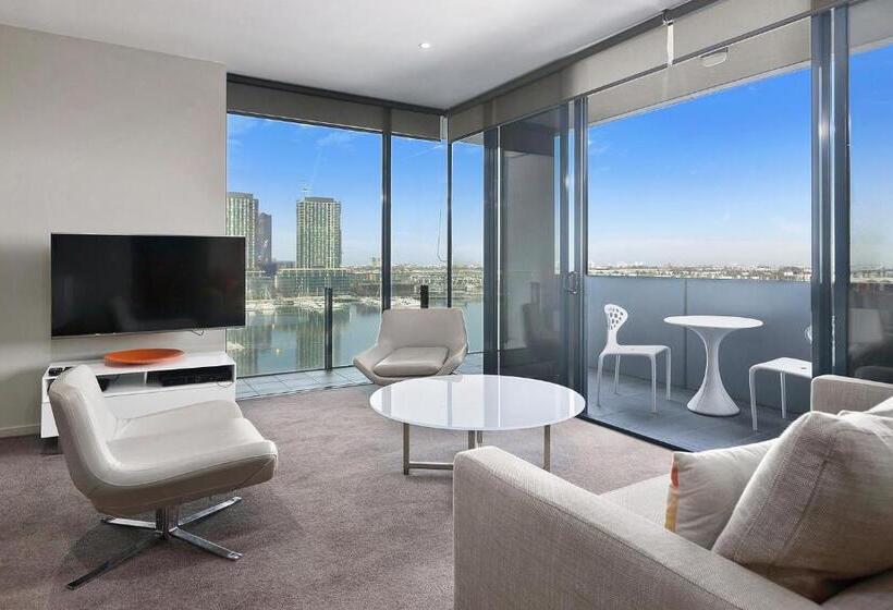 2 Bedroom Apartment with Views, Docklands Private Collection   Newquay