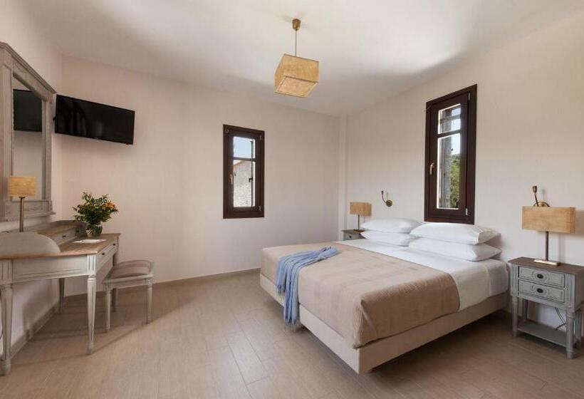 带1个卧室的带阳台的公寓, Kamares Villas