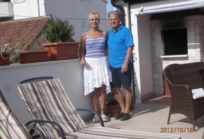 דירת חדר, Guest House Klaudija