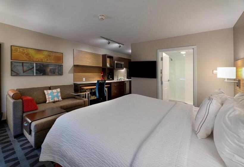 스탠다드 스튜디오 킹침대, Towneplace Suites By Marriott Milwaukee Oak Creek