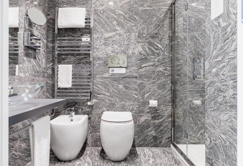 اتاق سوپریور, Aiello Rooms San Babila
