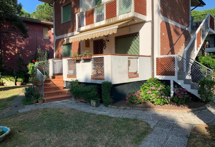 Апартаменты 1 Спальня с Террасой, Residence Villa Laura