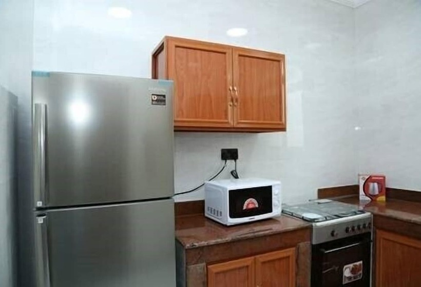 Апартаменты 2 Спальни, Golden Seasons Furnished Apartments 5