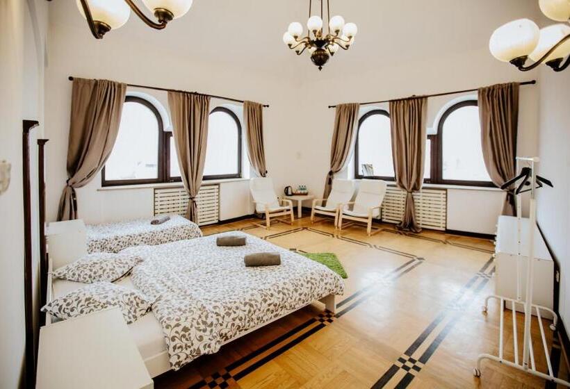 Номер Стандарт Трехместный, Green Wood Apartament Stara Ochota