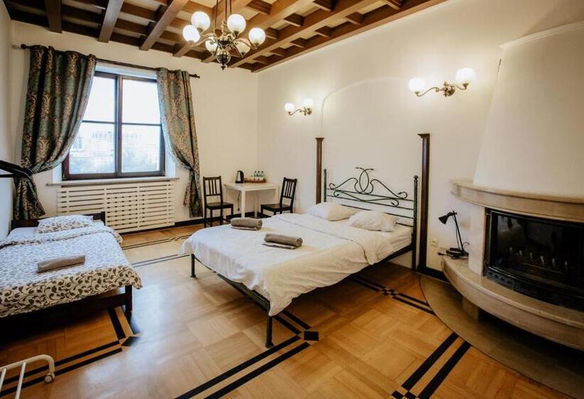 Трехместный Номер Стандарт Совместная Ванная, Green Wood Apartament Stara Ochota