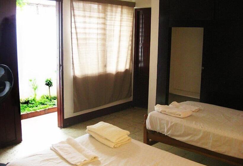 스탠다드 룸 공동 욕실, Hostal Malinche Leon