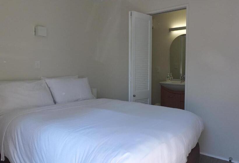 Апартаменты 2 Спальни, Le Chalet Waiheke Apartments