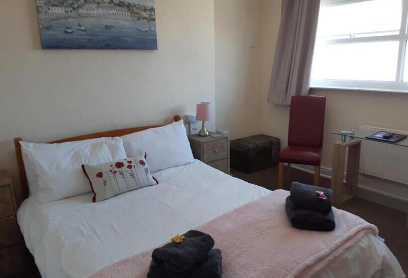 Номер Economy, Carlton House Scarborough