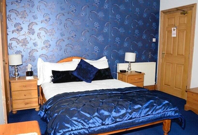 Номер Стандарт, Pinewood House