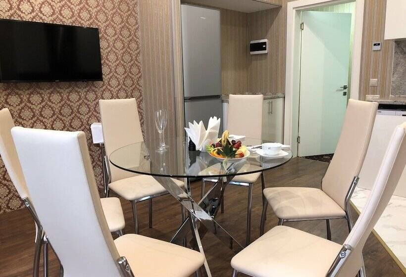 سوییت خانوادگی, Brosko Hotel Arbat