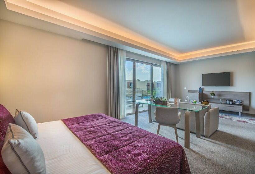 两卧家庭套房, Concorde Luxury Resort & Casino