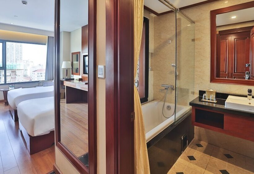 اتاق لوکس با چشم‌انداز دریا, Dlg Hotel Danang
