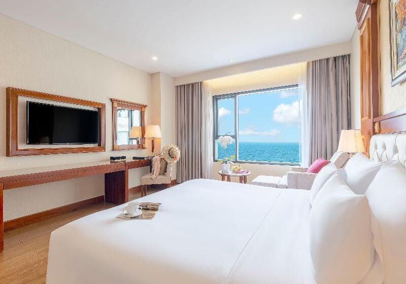 اتاق لوکس با چشم‌انداز دریا, Dlg Hotel Danang