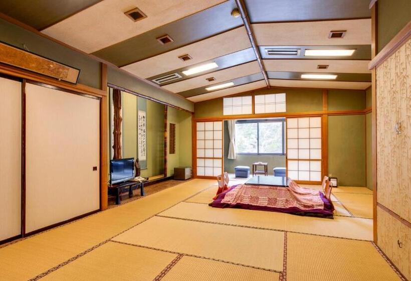 اتاق خانوادگی با سرویس بهداشتی مشترک, Ryokan Tanakaya
