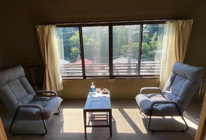 اتاق خانوادگی با سرویس بهداشتی مشترک, Ryokan Tanakaya